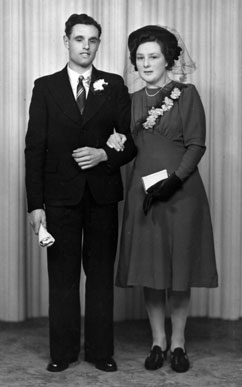 Sid and Mabel Ganderton, Wedding - Saturday, 14th February, 1942.