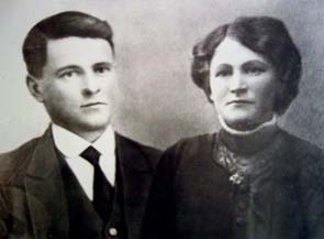 Greger Andreas Pedersen and Elfrida Kristine (Ella) (Nilsen) Pedersen.