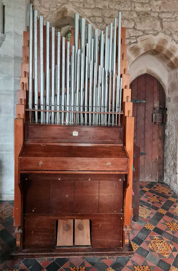 St. Lukes, Ullingswick, Herefordshire - Chancel window - Positive Organ (Casson's patent) W R Andrew, London op.8