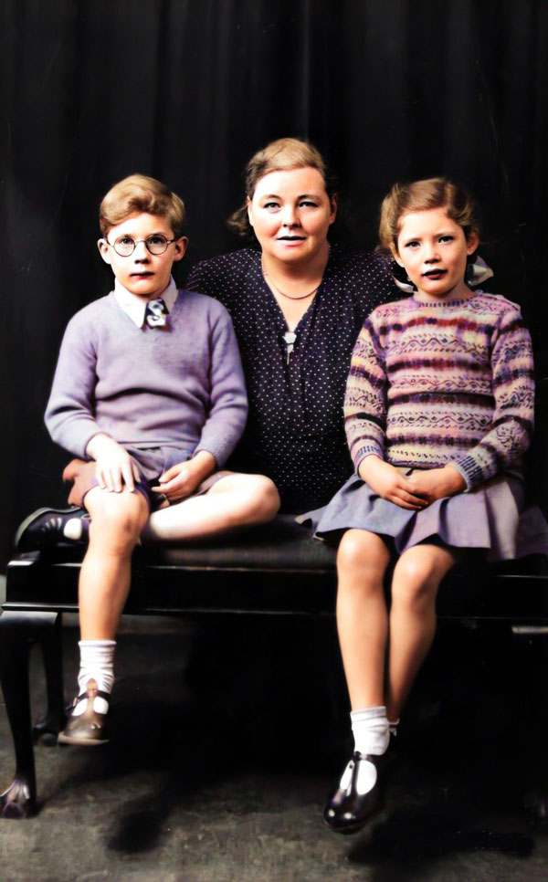 Graham and Josephine with their mum Doris Eliza (Jones) Holland