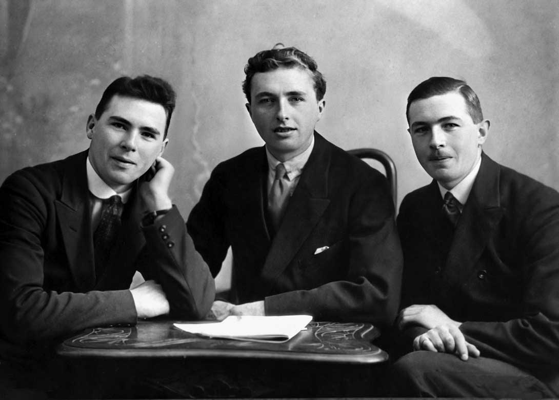 ../jones_family06.html