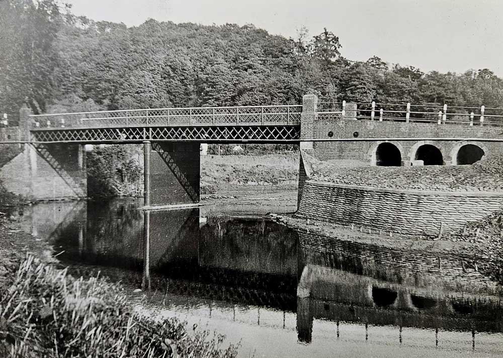 New work on Knightsford Bridge and embankment.